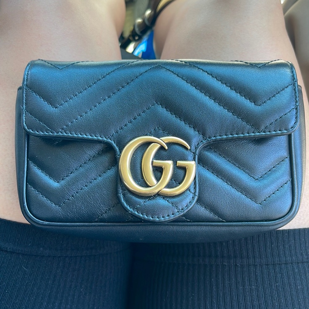 GG Marmont matelassé leather super mini bag